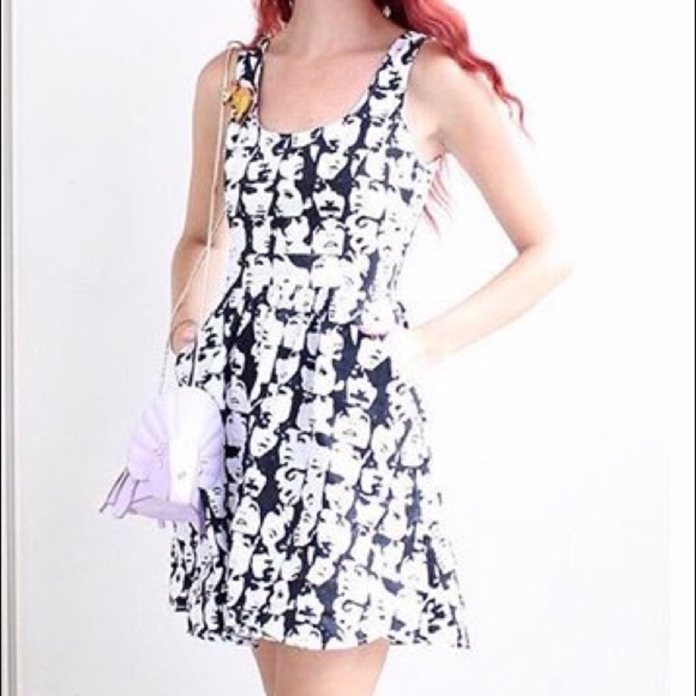 Folter Faces Dress